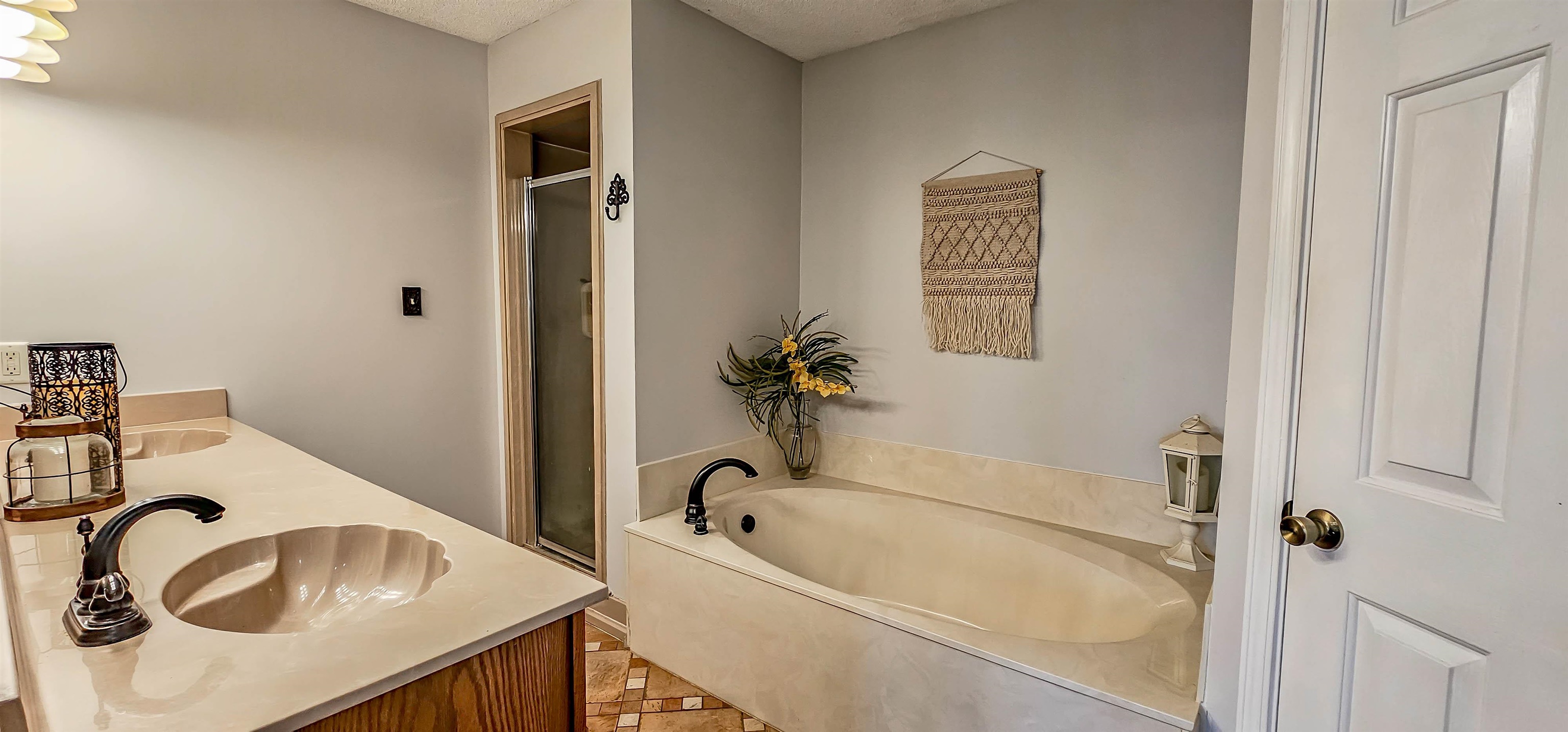 380 Bethel Road Atoka, TN 38004 - Photo 19 of 36 Brand New Tub installed