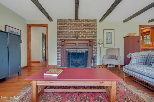 $587,500 | 59 Hawthorne Street, Stockbridge, MA 01240
