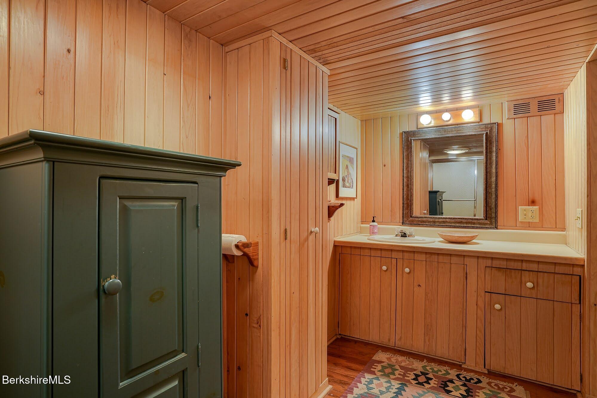 59 Hawthorne Street Stockbridge, MA 01240 - Photo 23 of 32 59 Hawthorne