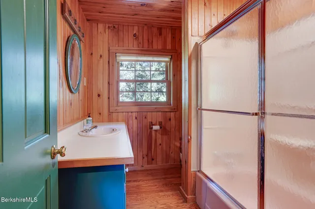 $587,500 | 59 Hawthorne Street, Stockbridge, MA 01240