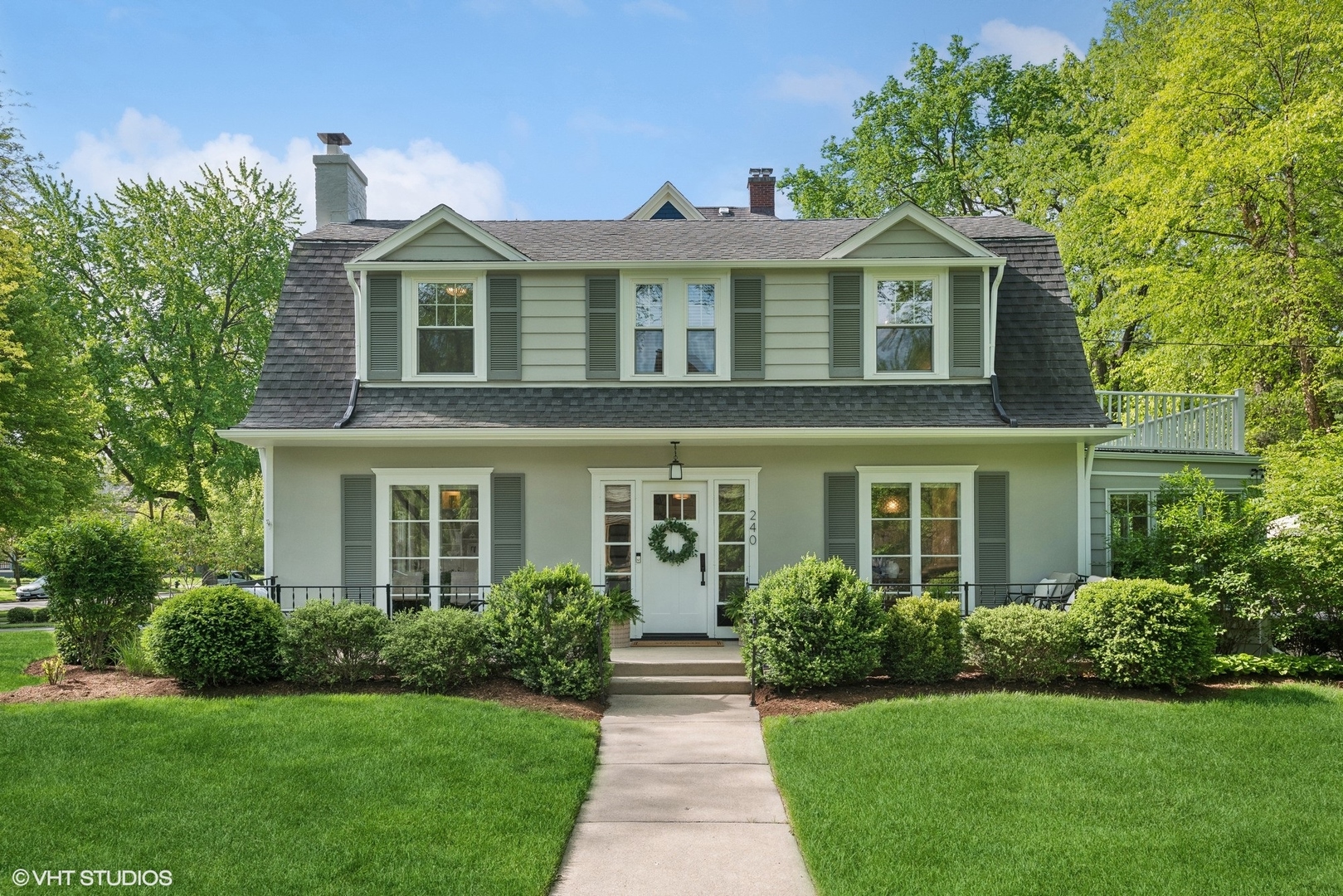 240 Keystone Avenue River Forest, IL 60305 - Photo 1 of 1 a front view of a house with garden