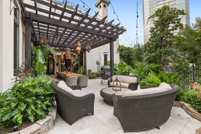 $2,850,000 | 5007 Cedar Creek Drive, Houston, TX 77056