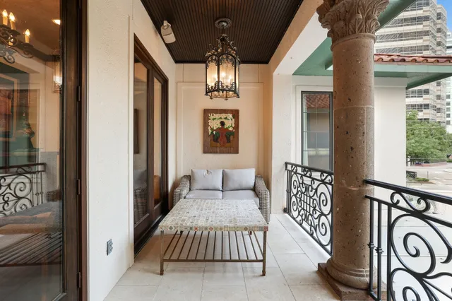 $2,850,000 | 5007 Cedar Creek Drive, Houston, TX 77056