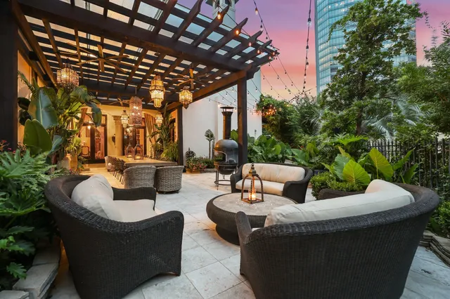 $2,850,000 | 5007 Cedar Creek Drive, Houston, TX 77056