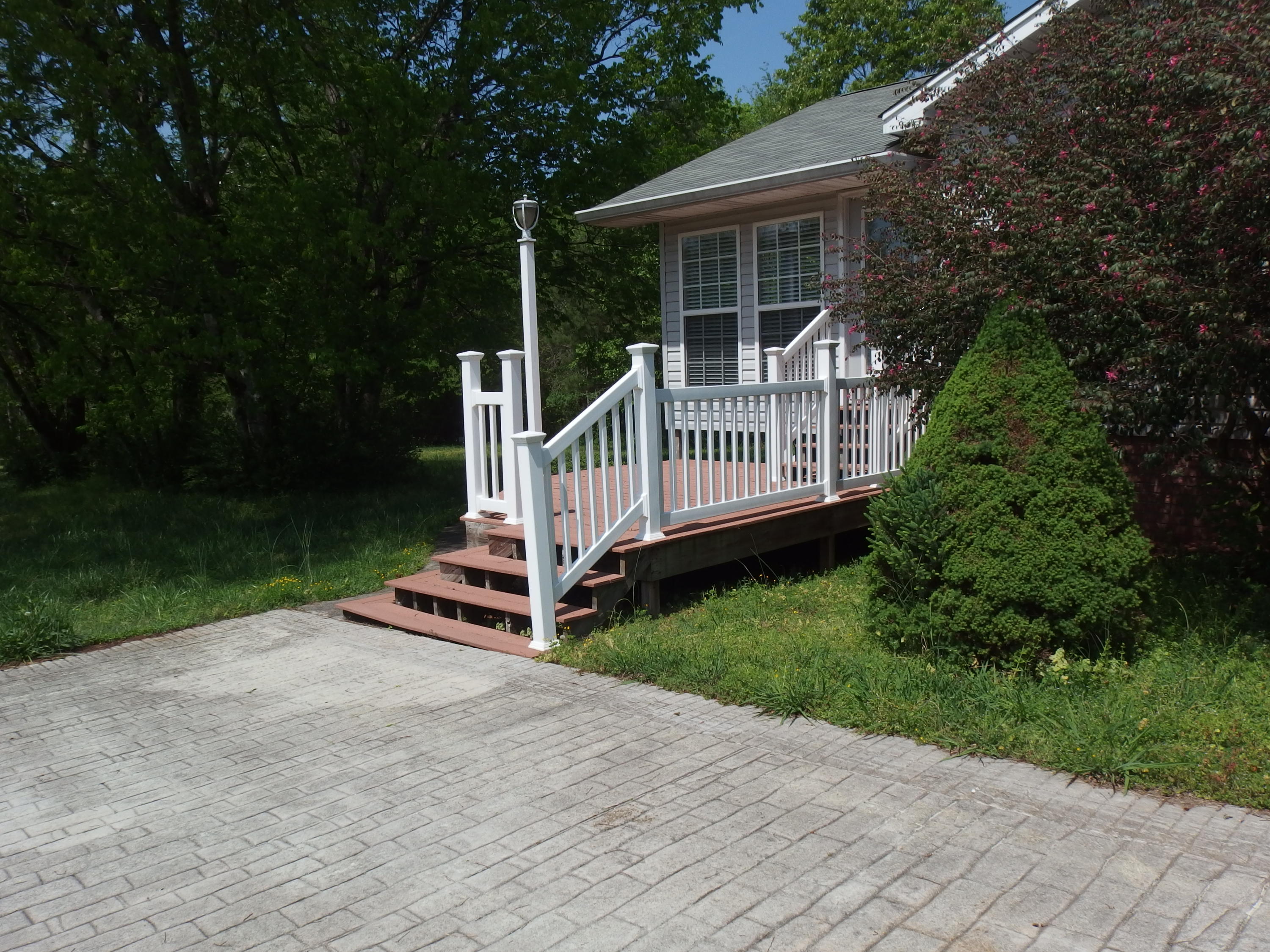 5124 Lamontville Road Decatur, TN 37322 - Photo 4 of 26 P4200872
