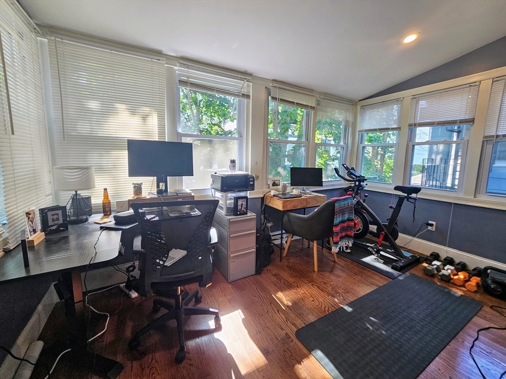 77 South Street, Unit 2 Boston, MA 02130 - Photo 14 of 20
