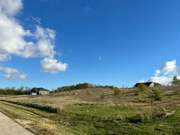 $99,900 | Lt27 Leasure Court, East Troy, WI 53120