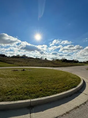 $99,900 | Lt27 Leasure Court, East Troy, WI 53120