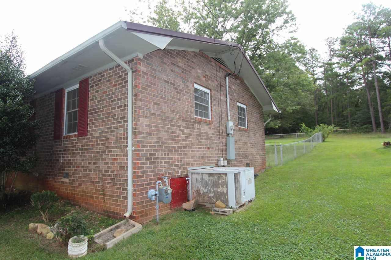 330 Monta Vista Road Oxford, AL 36203 - Photo 5 of 16