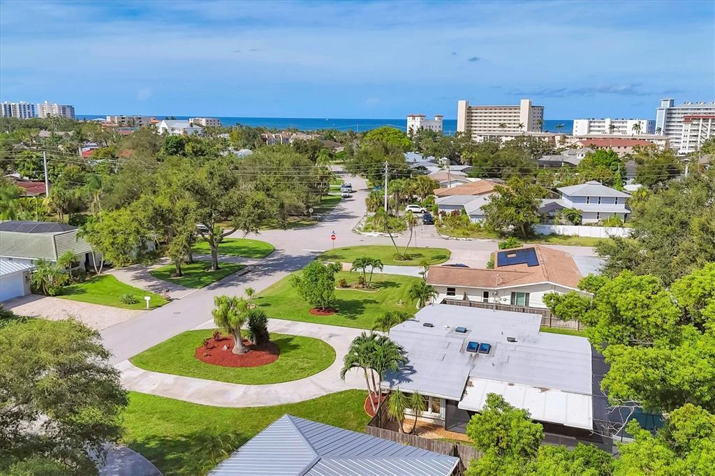 636 Cadiz Road Venice, FL 34285 - Photo 27 of 48