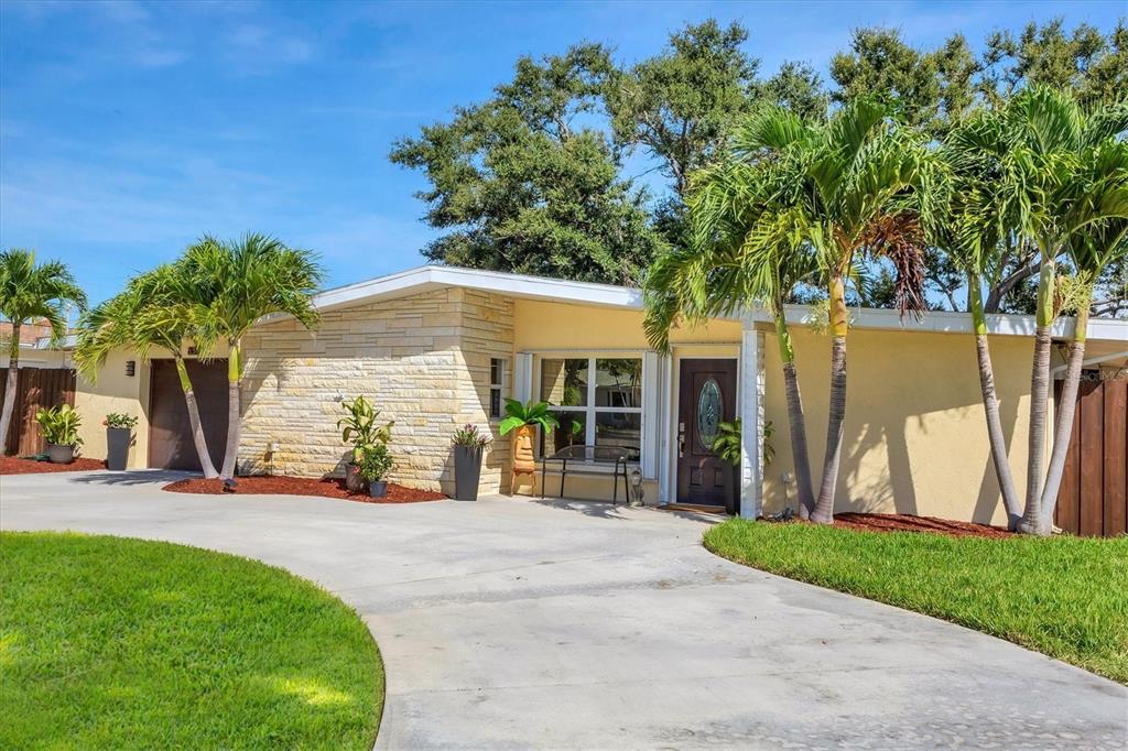 636 Cadiz Road Venice, FL 34285 - Photo 34 of 48