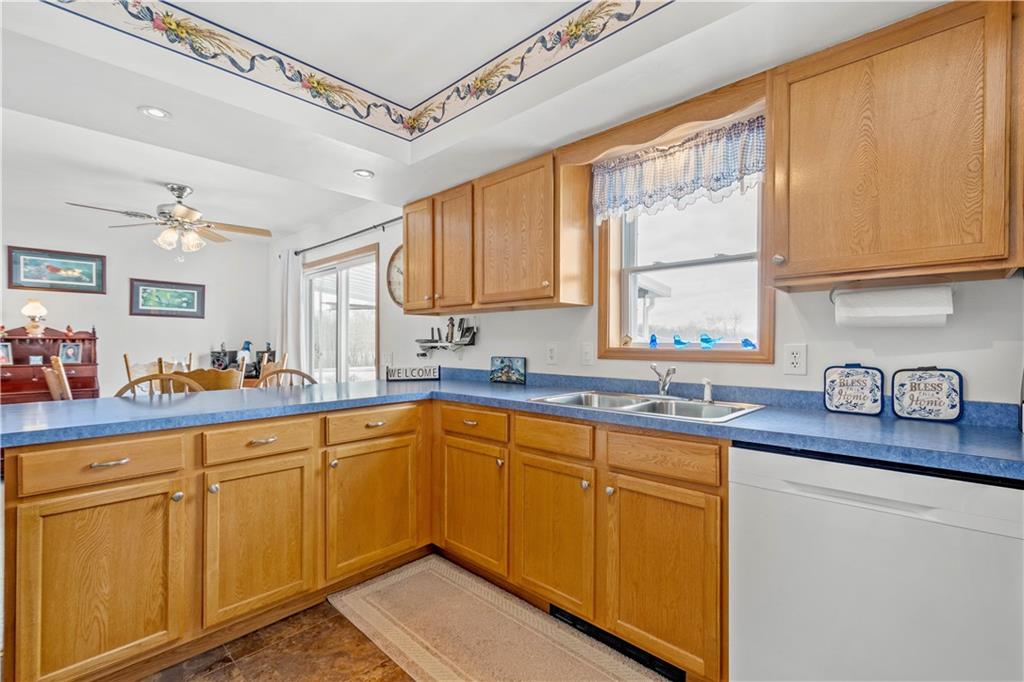 838 Bend Road Mercer, PA 16137 - Photo 5 of 25