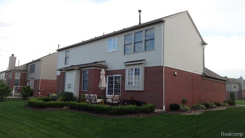 781 Enchantment Drive Rochester, MI 48307 - Photo 32 of 39 090.jpg