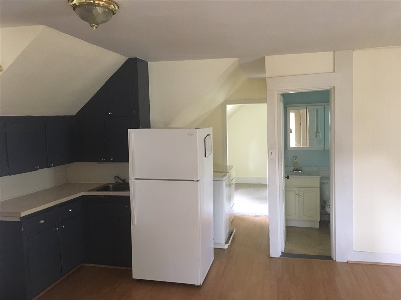 131 3rd Street Manchester, NH 03102 - Photo 19 of 20 Gallery Image 19