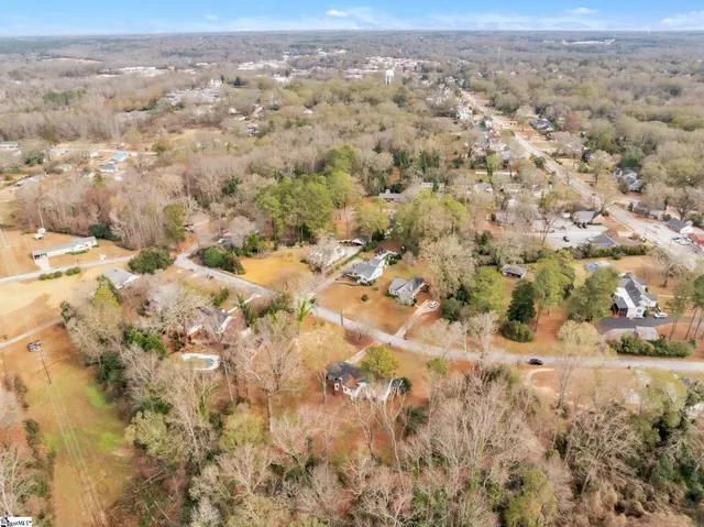 $335,000 | 105 Barksdale Circle, Laurens, SC 29360