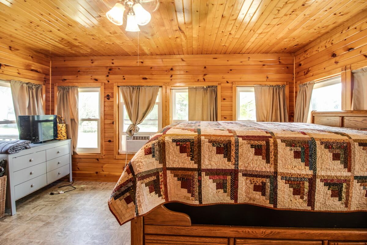 8645 Reynolds Road Bellevue, MI 49021 - Photo 5 of 25 IMG-5639