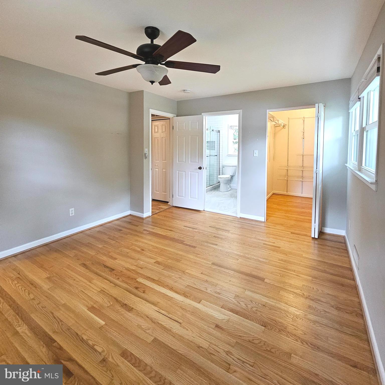 2512 Culpeper Road Alexandria, VA 22308 - Photo 13 of 36 Primary Suite