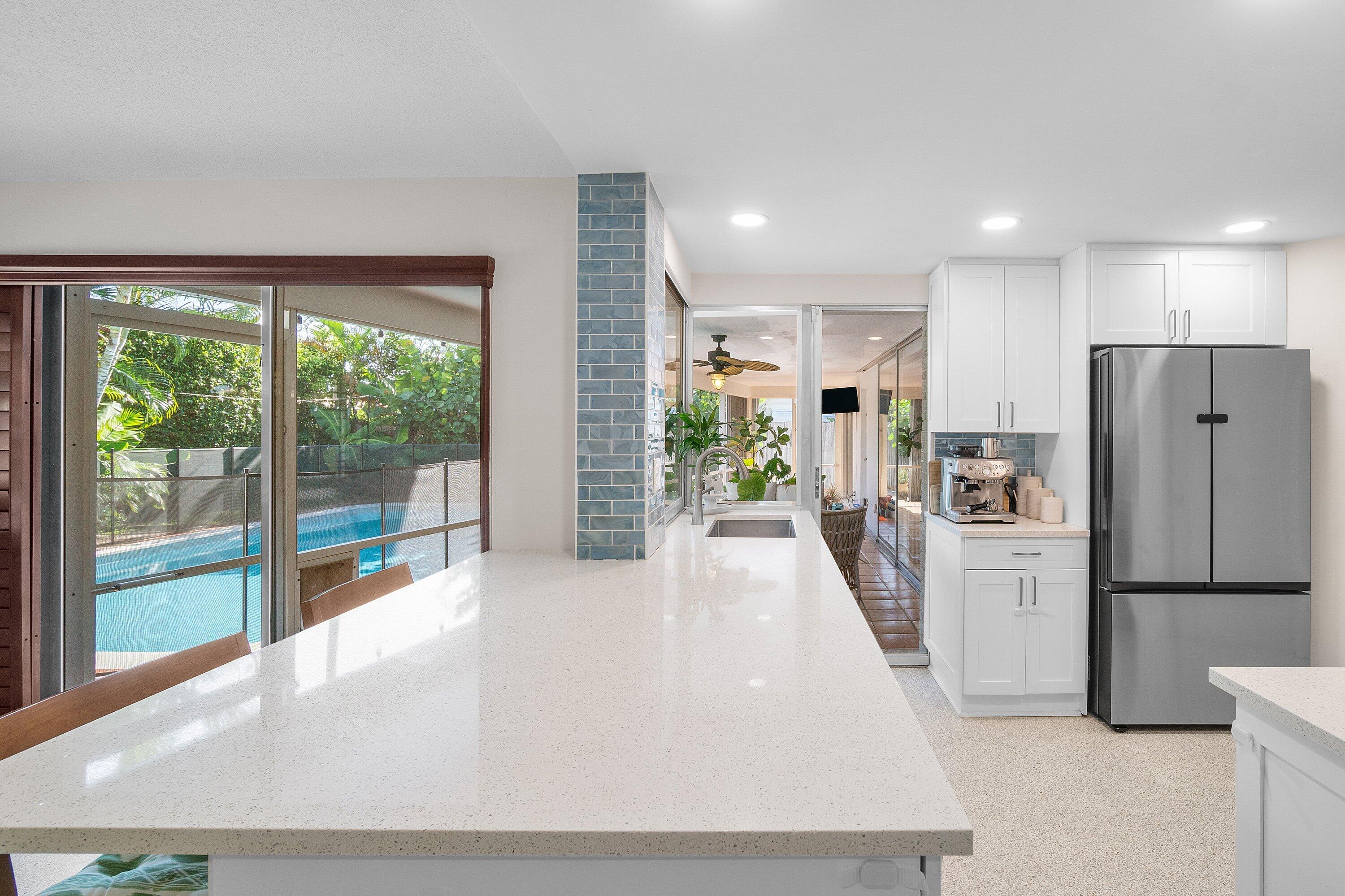 943 Southwest 5th Street Boca Raton, FL 33486 - Photo 12 of 41 011-943Southwest5thStreet-BocaRaton-FL-3