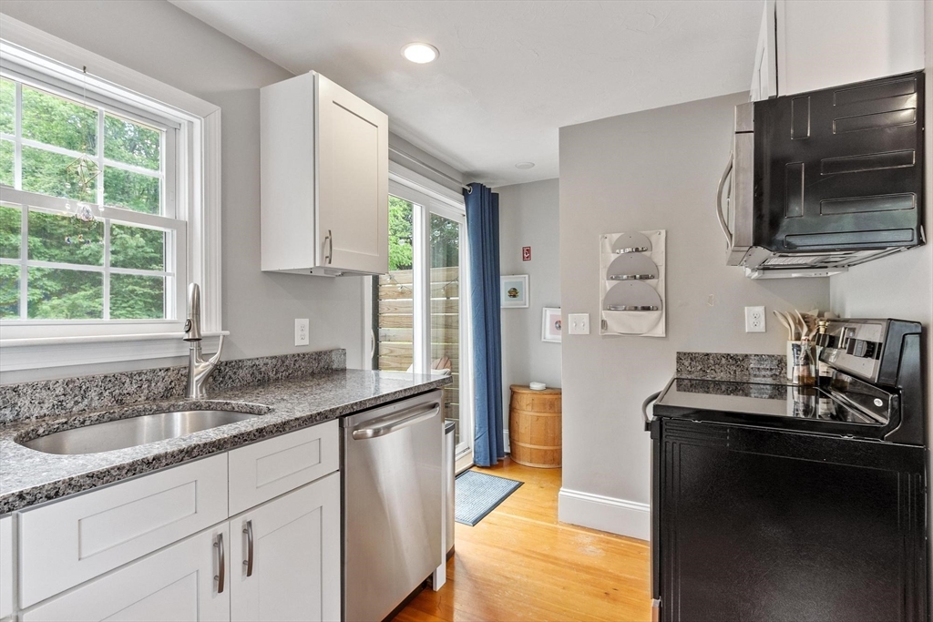 113 State Road West Westminster, MA 01473 - Photo 6 of 39