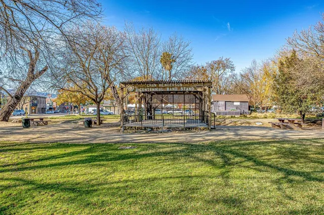 $1,349,000 | 297 Del Valle Court, Pleasanton, CA 94566