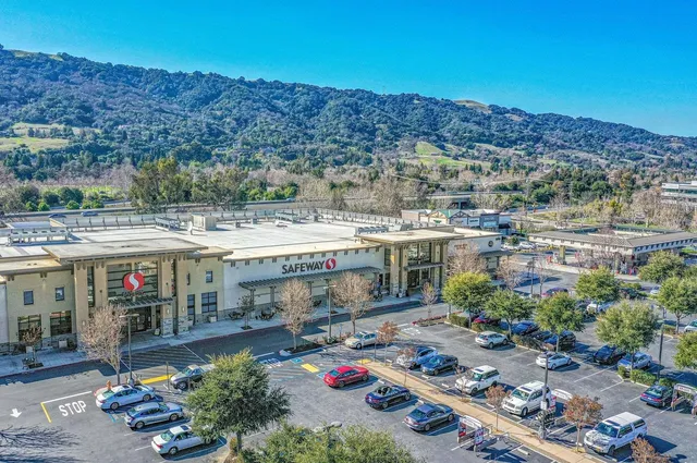 $1,349,000 | 297 Del Valle Court, Pleasanton, CA 94566