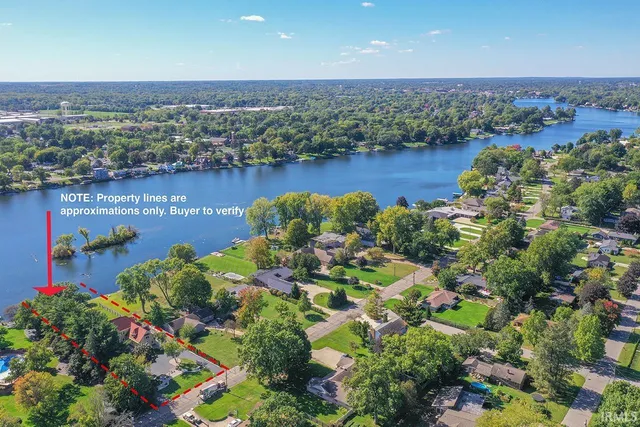 $999,900 | 3125 Greenleaf Boulevard, Elkhart, IN 46514