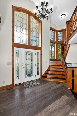 $999,900 | 3125 Greenleaf Boulevard, Elkhart, IN 46514