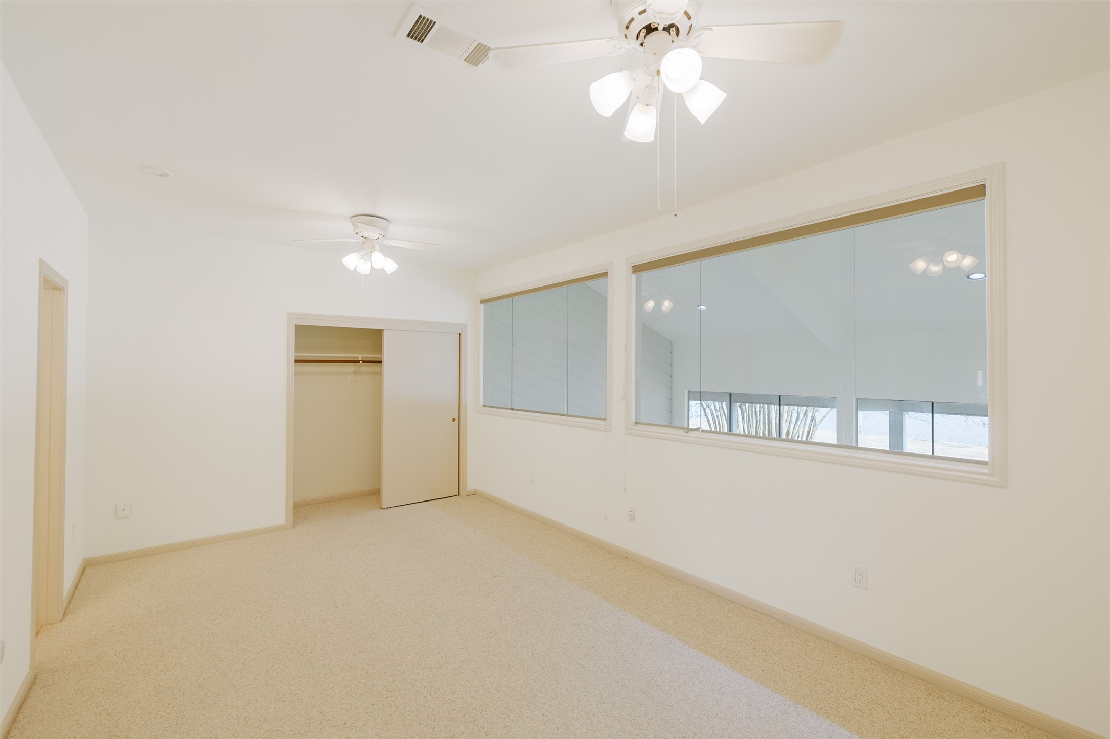 135 April Point Drive South Conroe, TX 77356 - Photo 31 of 45 So much room!