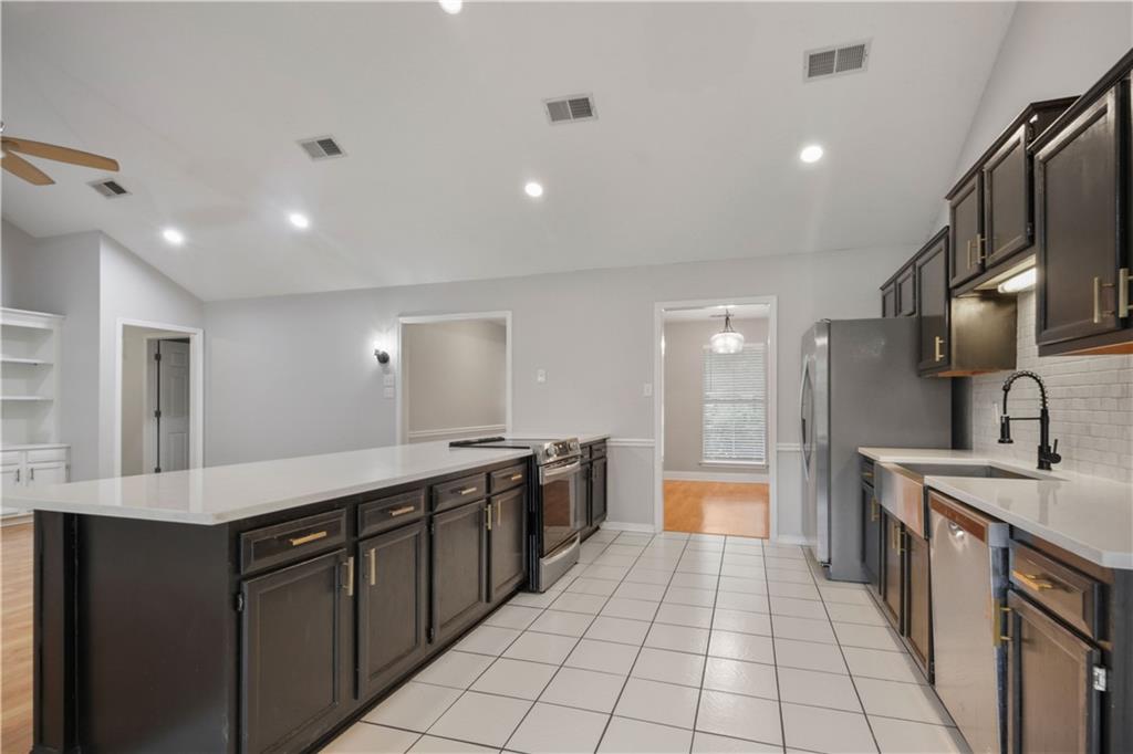 2010 Rue Pickney Mandeville, LA 70448 - Photo 5 of 18