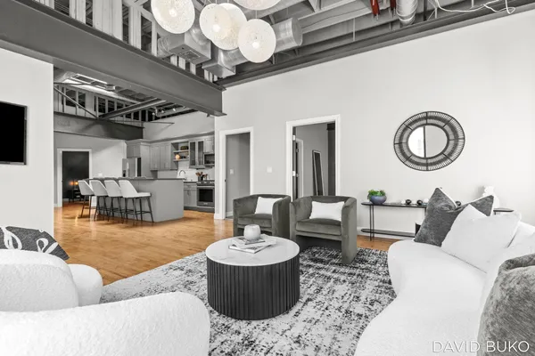 $600,000 | 49 Monroe Center Street Northwest, Unit 10, Grand Rapids, MI 49503