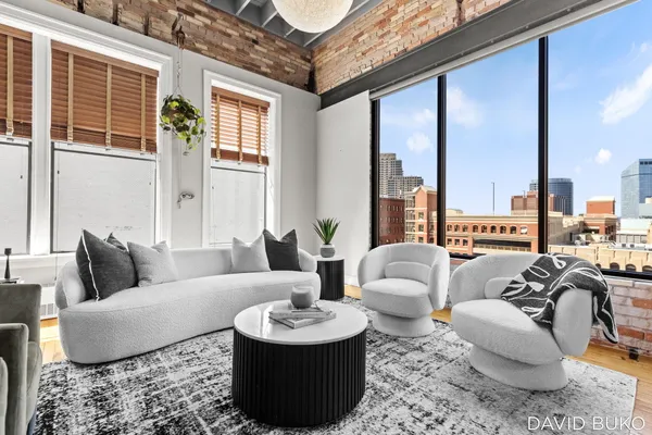 $600,000 | 49 Monroe Center Street Northwest, Unit 10, Grand Rapids, MI 49503