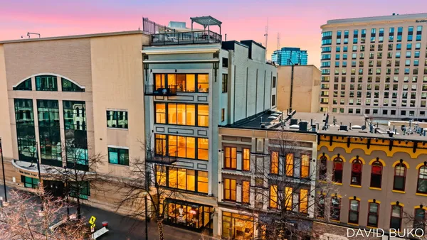 $600,000 | 49 Monroe Center Street Northwest, Unit 10, Grand Rapids, MI 49503