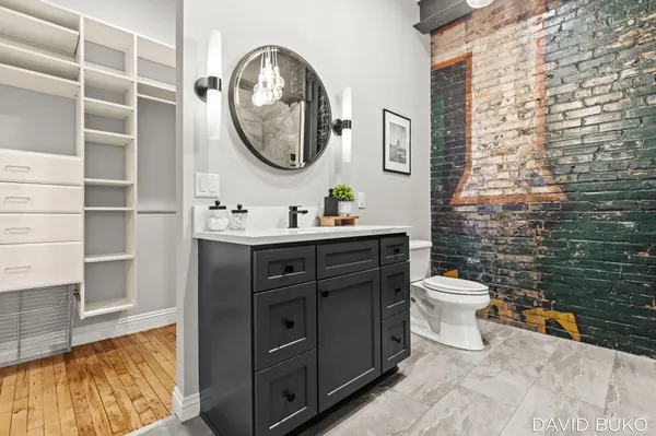 $600,000 | 49 Monroe Center Street Northwest, Unit 10, Grand Rapids, MI 49503