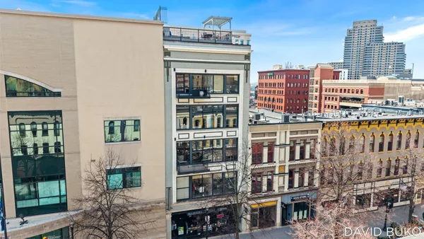 $600,000 | 49 Monroe Center Street Northwest, Unit 10, Grand Rapids, MI 49503