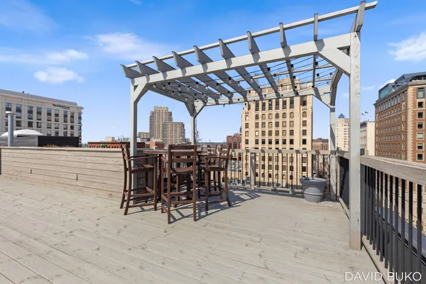 $600,000 | 49 Monroe Center Street Northwest, Unit 10, Grand Rapids, MI 49503