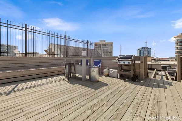 $600,000 | 49 Monroe Center Street Northwest, Unit 10, Grand Rapids, MI 49503