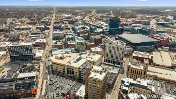 $600,000 | 49 Monroe Center Street Northwest, Unit 10, Grand Rapids, MI 49503