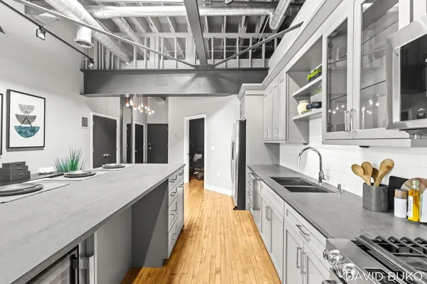 $600,000 | 49 Monroe Center Street Northwest, Unit 10, Grand Rapids, MI 49503