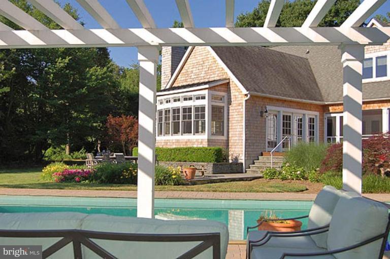 500 Ferry Point Road Annapolis, MD 21403 - Photo 23 of 27 Swimming Pool 2