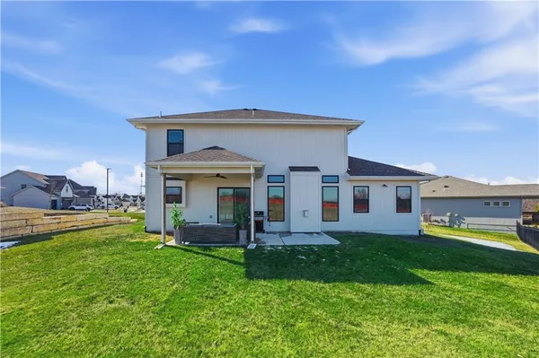 $640,000 | 13226 Switchgrass Court, Kearney, MO 64060
