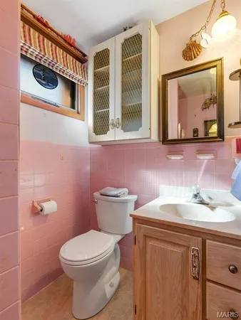 $385,000 | 747 Squaw Road, Cuba, MO 65453