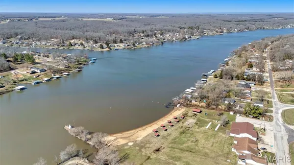 $385,000 | 747 Squaw Road, Cuba, MO 65453