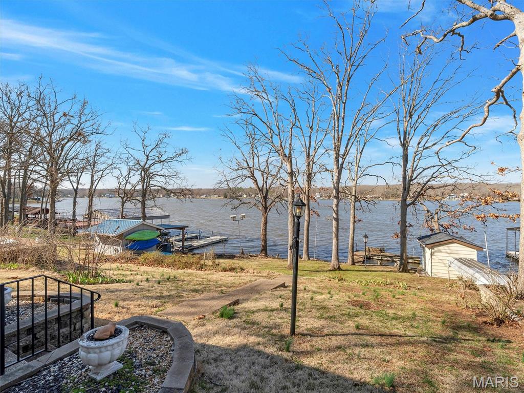 747 Squaw Road Cuba, MO 65453 - Photo 4 of 52