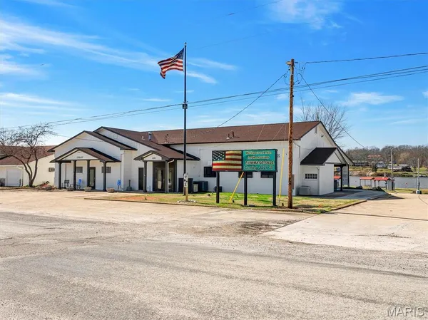 $385,000 | 747 Squaw Road, Cuba, MO 65453