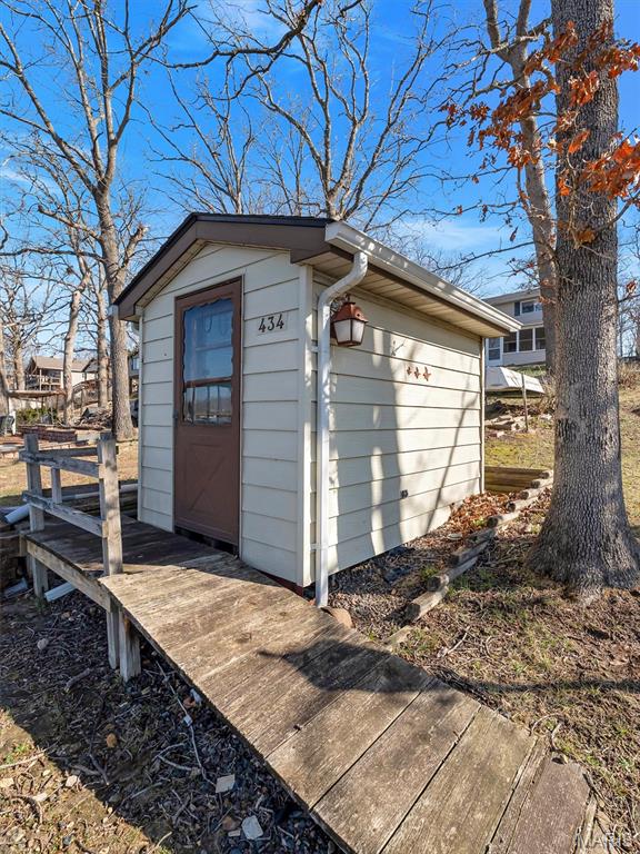 747 Squaw Road Cuba, MO 65453 - Photo 5 of 52