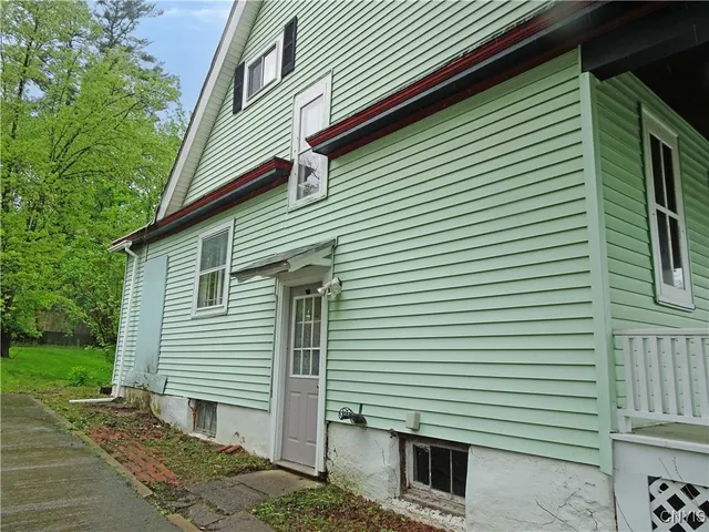 $134,900 | 54 Hartford Terrace, New Hartford, NY 13413