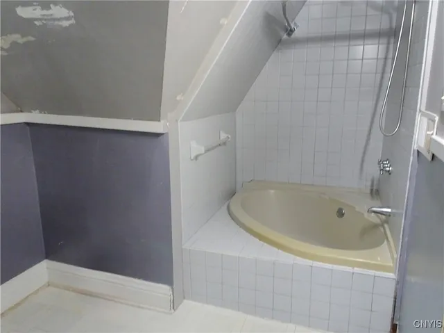 $134,900 | 54 Hartford Terrace, New Hartford, NY 13413