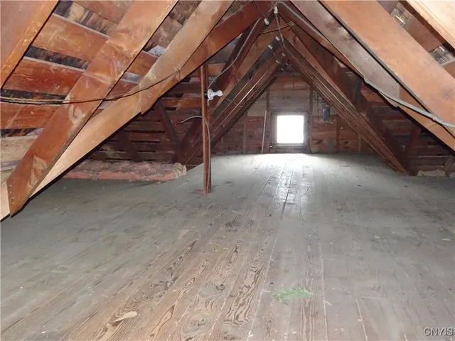 $134,900 | 54 Hartford Terrace, New Hartford, NY 13413