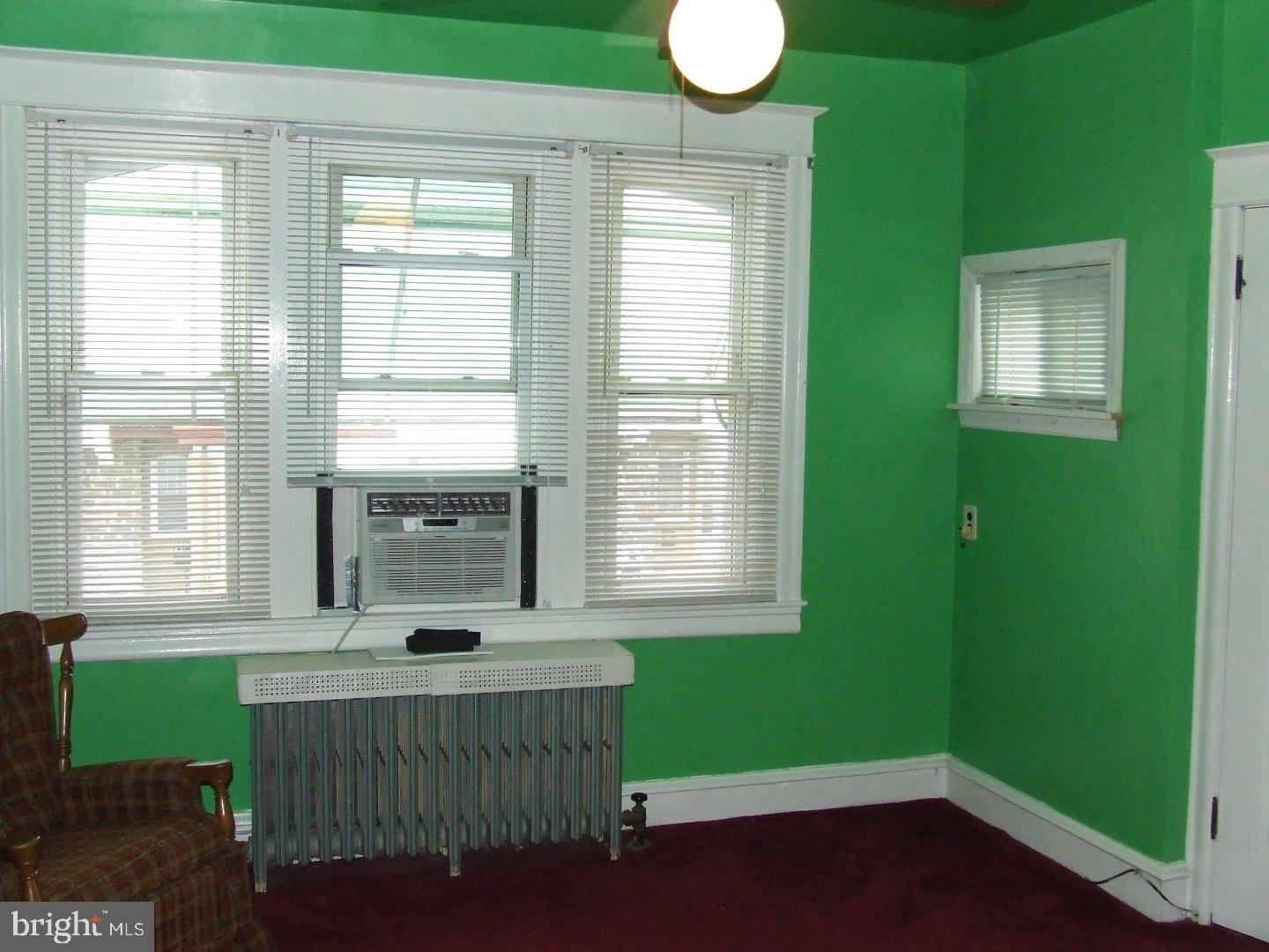 240 Avon Road Upper Darby, PA 19082 - Photo 12 of 19 Bedroom - Main