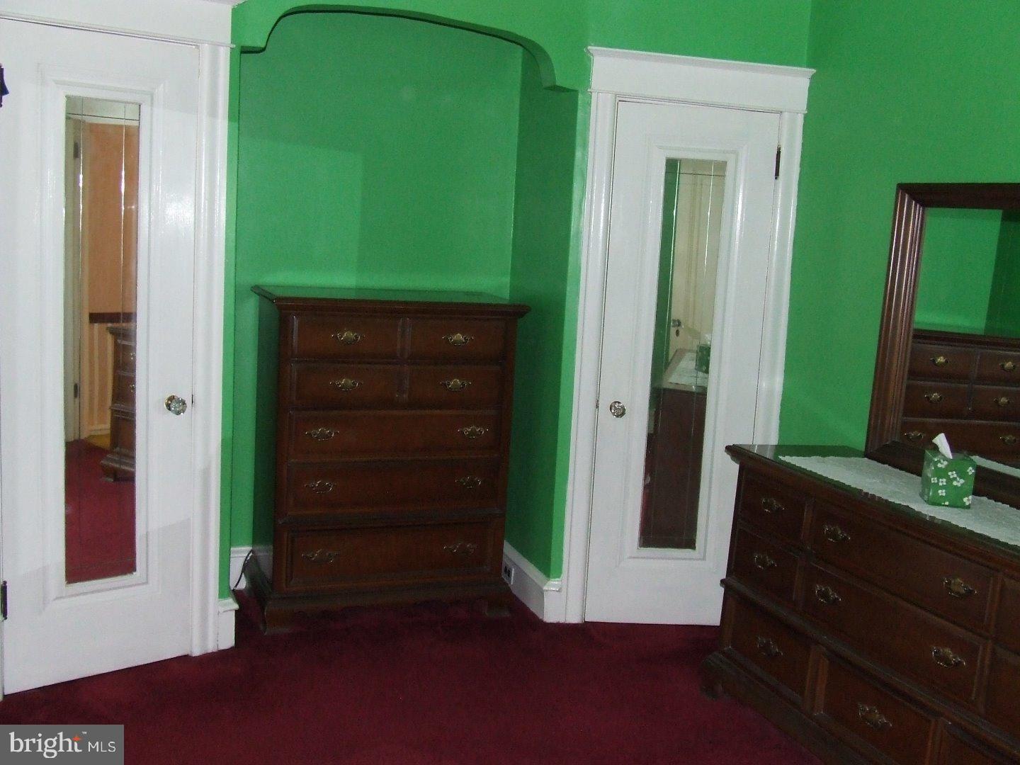 240 Avon Road Upper Darby, PA 19082 - Photo 13 of 19 Bedroom - Main